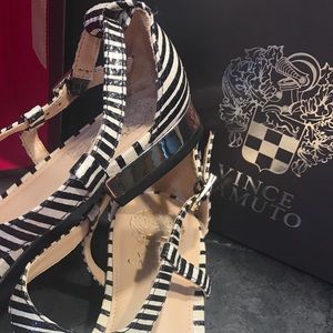 Vince Camuto Black/white striped snake sandal.